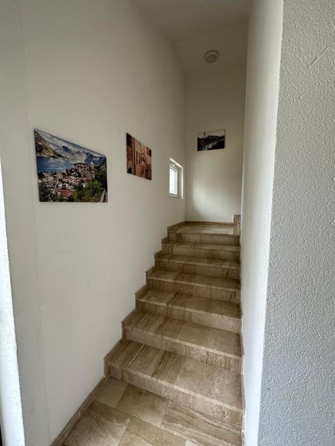 Irina Centre Apartment 포드고리차 외부 사진