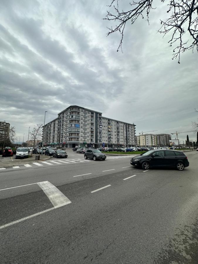 Irina Centre Apartment 포드고리차 외부 사진
